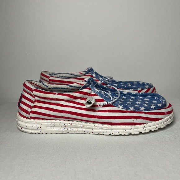 Hey Dude Men’s 10 Wally Patriotic Stars & Stripes Shoes USA Red White Blue - Picture 1 of 8